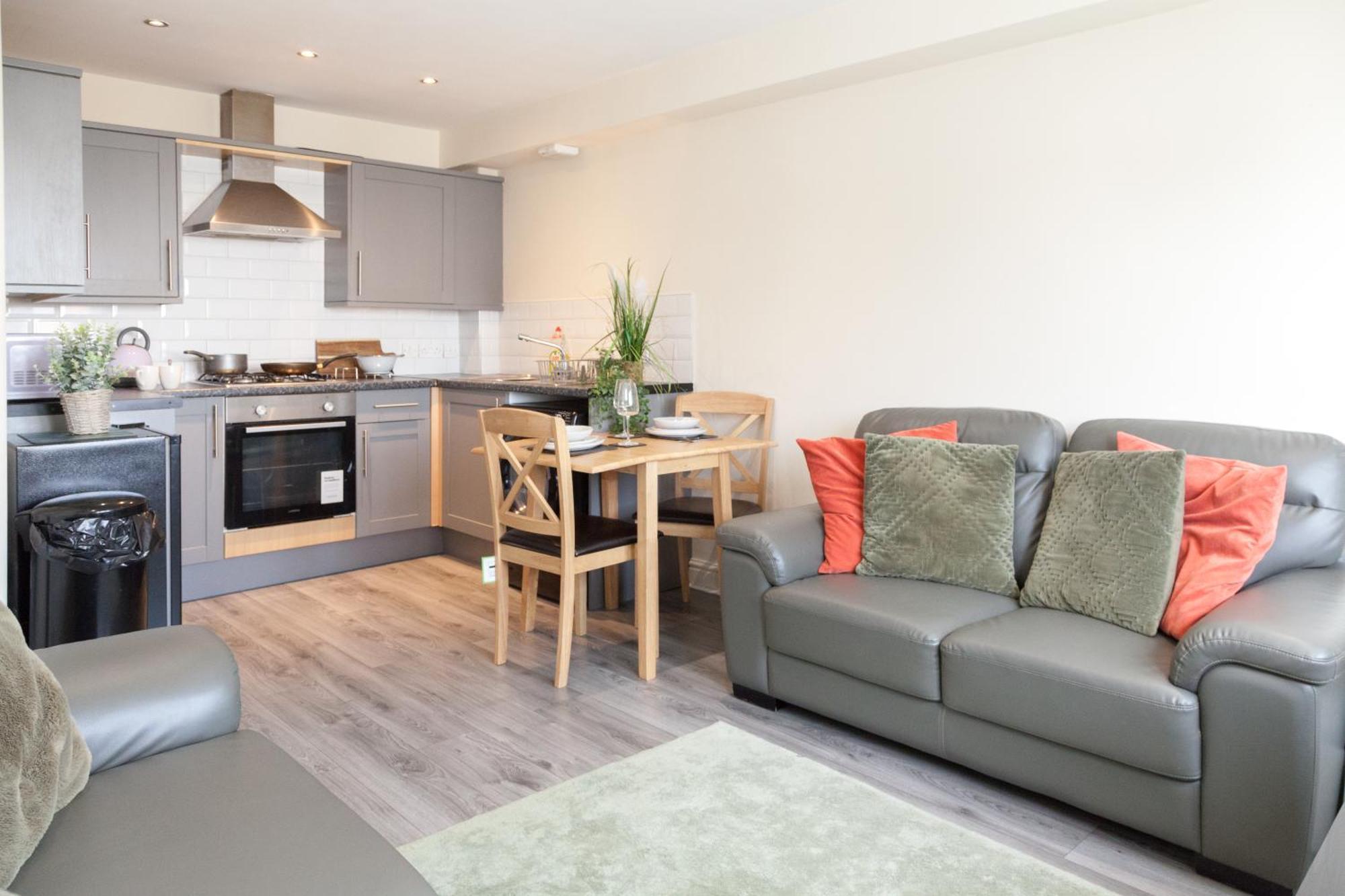 נואוסלי Pinfold Court Apartments מראה חיצוני תמונה